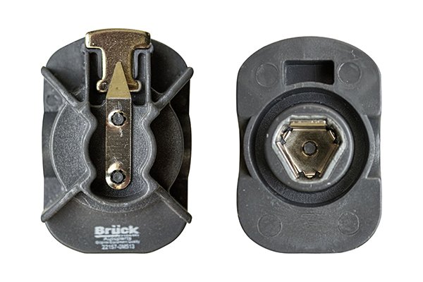 BRÜCK GERMANY 221570M513